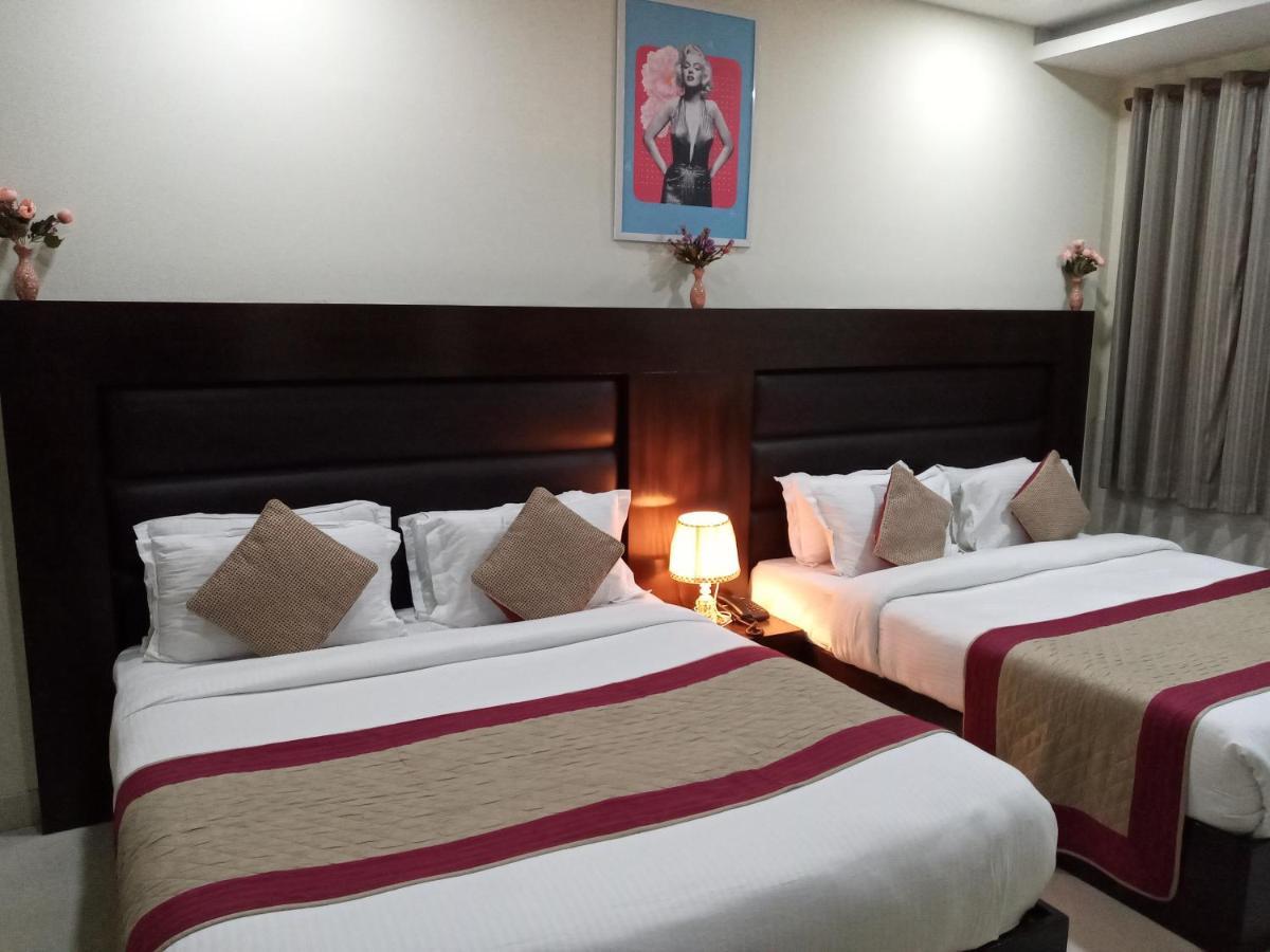 Vivah Residency Hotel Nueva Delhi Exterior foto