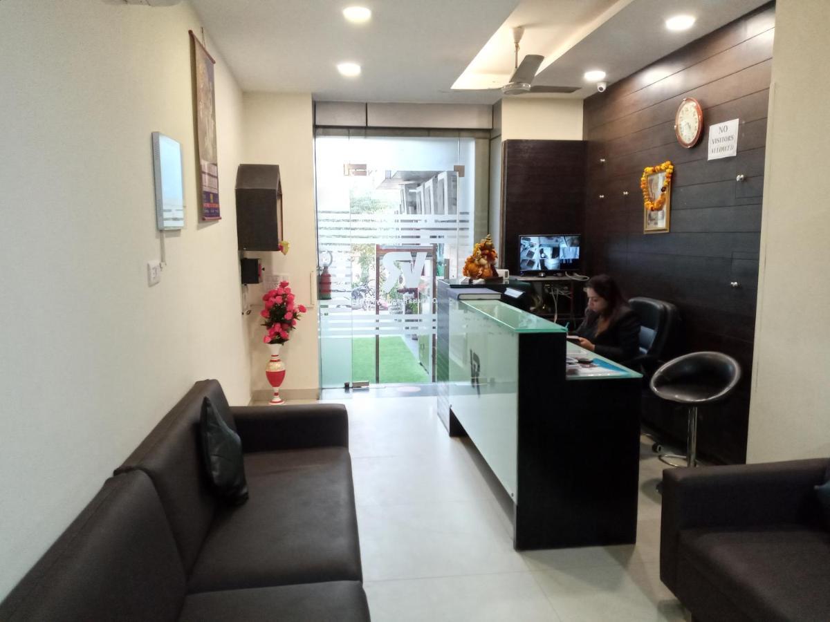 Vivah Residency Hotel Nueva Delhi Exterior foto